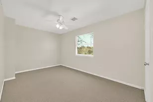 1309 S Heron Dr, Seabrook, TX 77586 - Photo 9