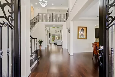 6011 Abercombie Lane, Sugar Land, TX 77479 - Photo 7