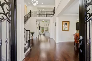 6011 Abercombie Ln, Sugar Land, TX 77479 - Photo 7