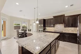 6011 Abercombie Ln, Sugar Land, TX 77479 - Photo 15