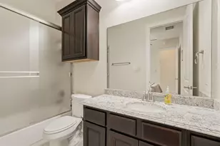 6011 Abercombie Ln, Sugar Land, TX 77479 - Photo 23