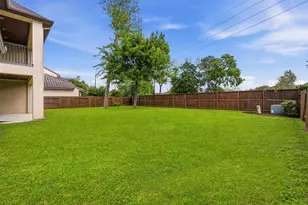 6011 Abercombie Ln, Sugar Land, TX 77479 - Photo 33