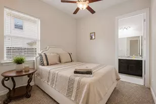 6011 Abercombie Ln, Sugar Land, TX 77479 - Photo 23