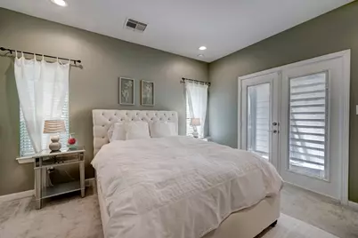 2231 Chenevert Street, Houston, TX 77003 - Photo 7