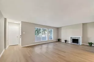 781 Country Pl Dr, Houston, TX 77079 - Photo 9