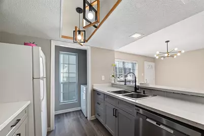 781 Country Place Drive #2054, Houston, TX 77079 - Photo 19