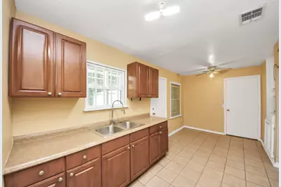 5202 Pensdale Street, Houston, TX 77033 - Photo 23