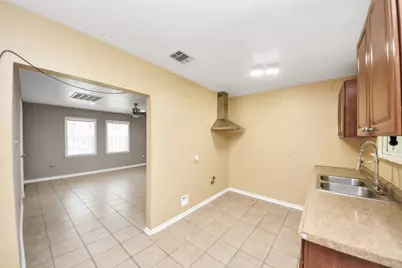 5202 Pensdale Street, Houston, TX 77033 - Photo 21