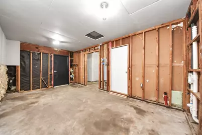 5202 Pensdale Street, Houston, TX 77033 - Photo 27