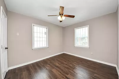 5202 Pensdale Street, Houston, TX 77033 - Photo 19