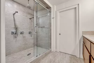 2327 Briar Branch Drive Drive N, Houston, TX 77042 - Photo 23