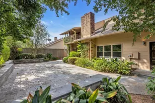 2327 Briar Branch Dr N, Houston, TX 77042 - Photo 35