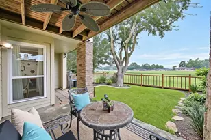 15952 Seahorse Dr, Houston, TX 77062 - Photo 5