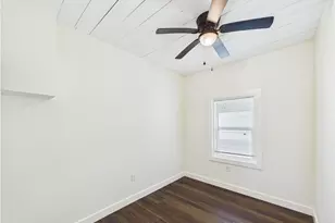24 11th Ave N, Texas City, TX 77590 - Photo 13