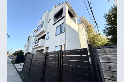 707 W Clay St, Houston, TX 77019 - Photo 1