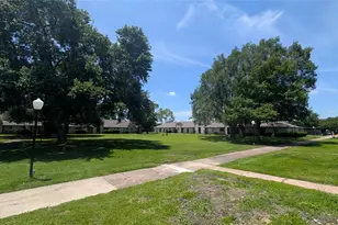 7178 Crownwest St, Houston, TX 77072 - Photo 15
