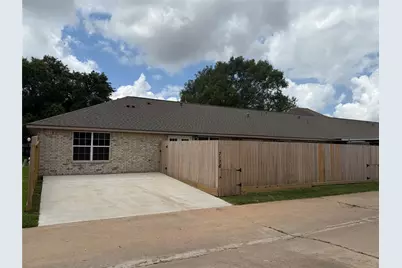 7178 Crownwest Street #7178, Houston, TX 77072 - Photo 1