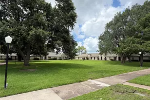 7178 Crownwest St, Houston, TX 77072 - Photo 17