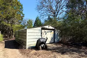 1760 Co Rd 215, Weimar, TX 78962 - Photo 35