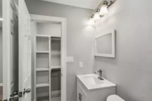 5210 Pickfair St, Houston, TX 77026 - Photo 15