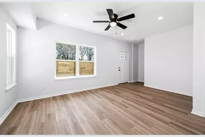 2018 Hampton Street #A, Houston, TX 77088 - Photo 3