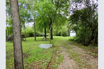 315 Mechanic St, Tomball, TX 77375 - Photo 3