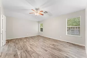 34 Bryce Branch Cir, The Woodlands, TX 77382 - Photo 21