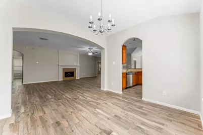 34 Bryce Branch Circle, The Woodlands, TX 77382 - Photo 9
