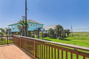 12878 Jean Lafitte Dr, Freeport, TX 77541 - Photo 17