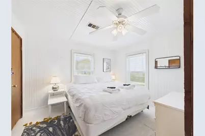 12878 Jean Lafitte Drive, Freeport, TX 77541 - Photo 13