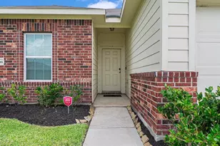 2808 Coral Dr, Texas City, TX 77591 - Photo 3