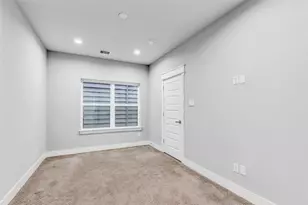 3309 Baron St, Houston, TX 77020 - Photo 9