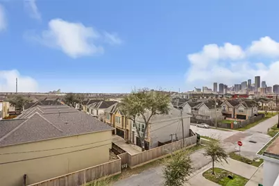 3309 Baron Street, Houston, TX 77020 - Photo 39