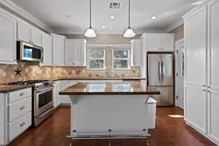 361 Bridgelanding, Onalaska, TX 77360 - Photo 11