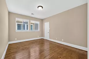 8217 Cabernet Ln, Houston, TX 77055 - Photo 15