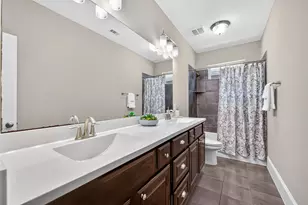8217 Cabernet Ln, Houston, TX 77055 - Photo 17