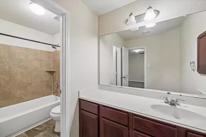 15642 S Fall Fern Cir, Houston, TX 77044 - Photo 29