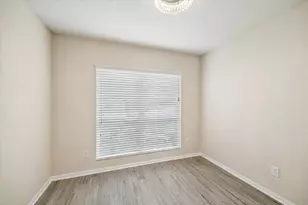 15642 S Fall Fern Cir, Houston, TX 77044 - Photo 17