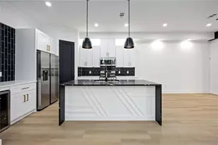 8313 Bassett St, Houston, TX 77051 - Photo 13
