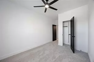8313 Bassett St, Houston, TX 77051 - Photo 25