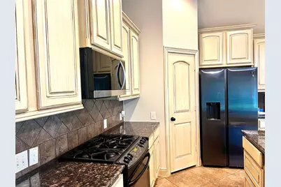 2801 Field Hollow Drive, Pearland, TX 77584 - Photo 7
