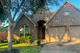 2801 Field Hollow Dr, Pearland, TX 77584 - Photo 1