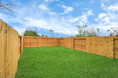 8109 Ethel Street #B, Houston, TX 77028 - Photo 15