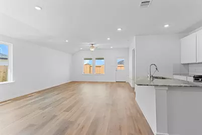 1527 Shimmering Ocean Way, Iowa Colony, TX 77583 - Photo 3