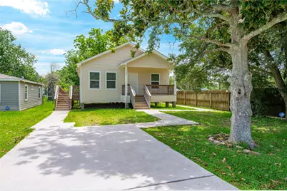 1125 Lake Road, La Marque, TX 77568 - Photo 1