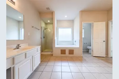 7711 Chadbourne Trace Court, Richmond, TX 77407 - Photo 11