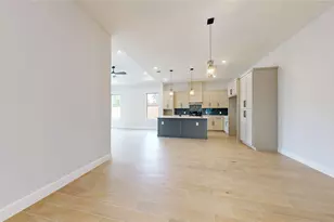 1721 Valleyview Dr, La Porte, TX 77571 - Photo 9