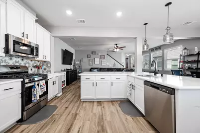 5515 Hyde Park Drive, Pasadena, TX 77505 - Photo 11