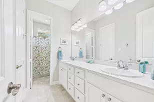 14115 Dunsmore Lndg Dr, Houston, TX 77059 - Photo 23