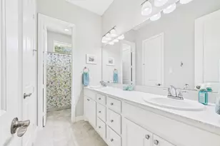 14115 Dunsmore Lndg Dr, Houston, TX 77059 - Photo 23